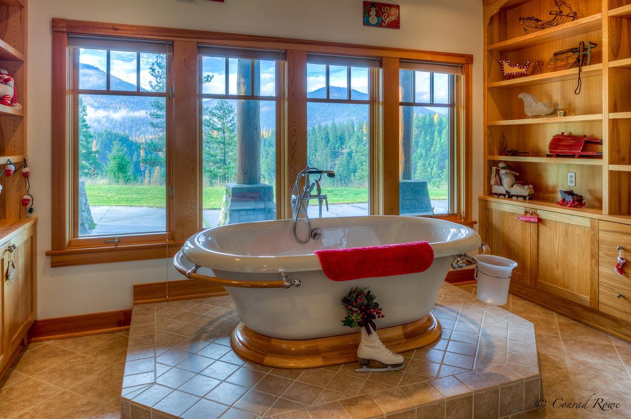 The Lodge At Trout Creek Bed And Breakfast Extérieur photo
