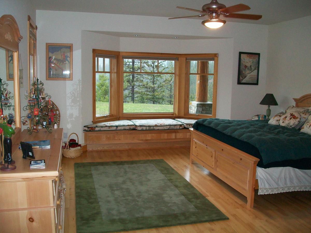 The Lodge At Trout Creek Bed And Breakfast Extérieur photo